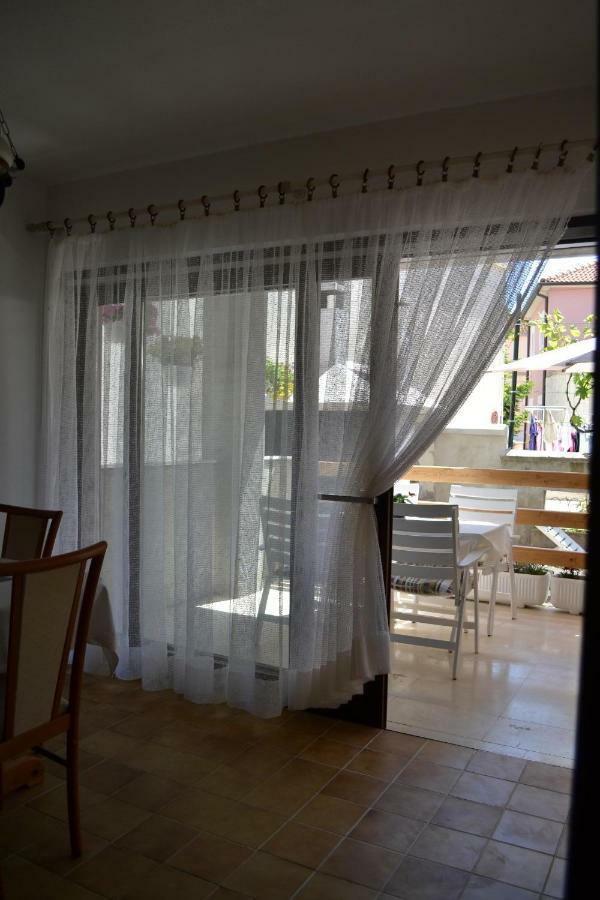 Apartment Jade Vodice Eksteriør bilde
